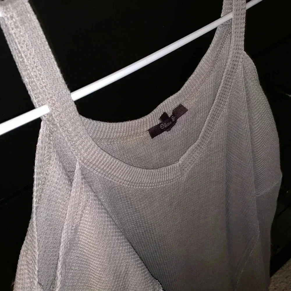 Long Sleeve Shoulder Cut Out Top - Picture 3 of 5